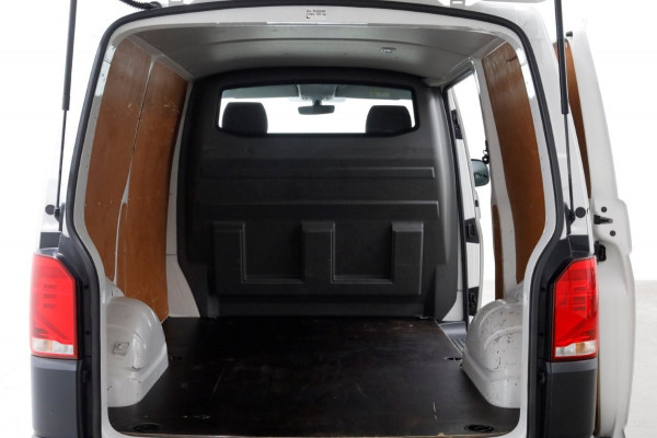 Volkswagen Transporter T6.1 2.0 TDI 150pk DSG-Automaat L1H1 Airco/CarPlay/Achterklep 10-2021