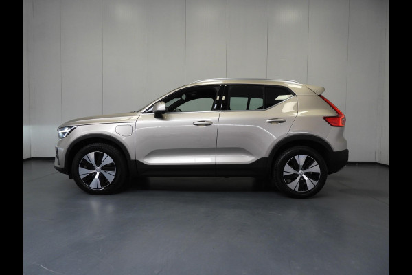Volvo XC40 1.5 T4 Plug-In Hybrid Core Bright NAVI/CAMERA/LED/18"LMV!