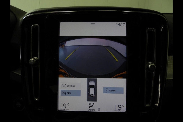 Volvo XC40 1.5 T4 Plug-In Hybrid Core Bright NAVI/CAMERA/LED/18"LMV!
