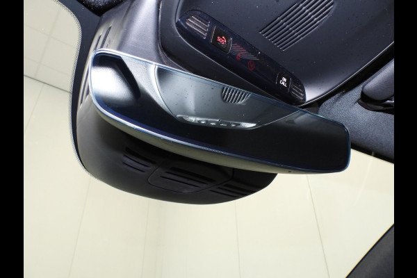 Volvo XC40 1.5 T4 Plug-In Hybrid Core Bright NAVI/CAMERA/LED/18"LMV!
