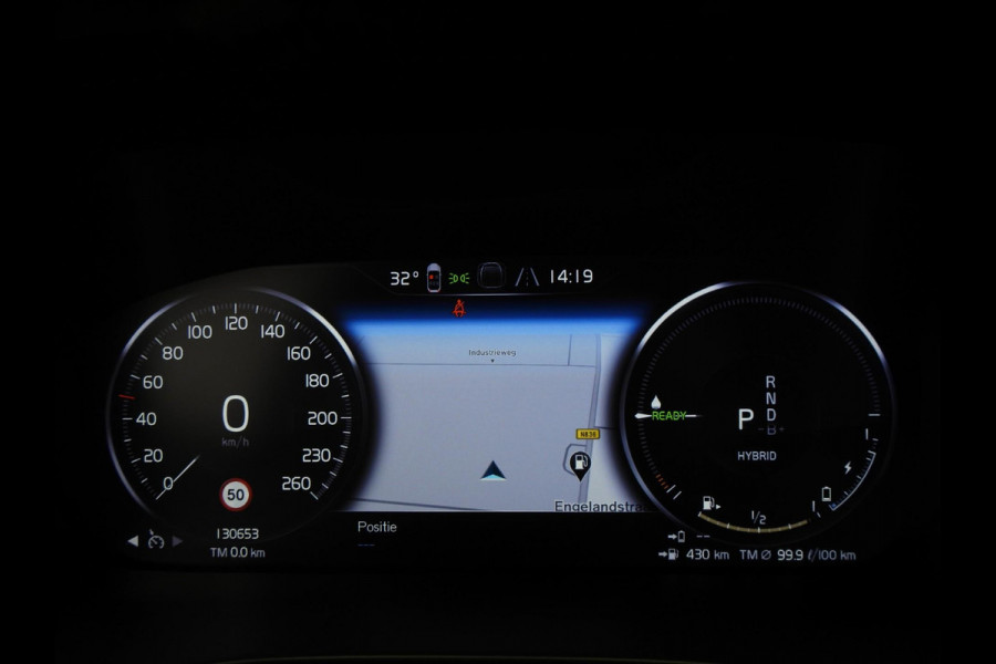 Volvo XC40 1.5 T4 Plug-In Hybrid Core Bright NAVI/CAMERA/LED/18"LMV!