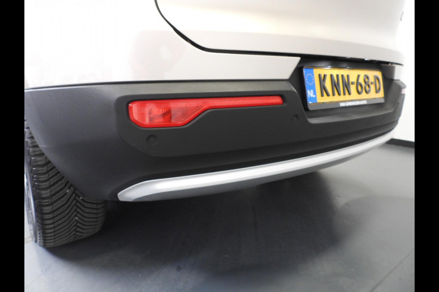Volvo XC40 1.5 T4 Plug-In Hybrid Core Bright NAVI/CAMERA/LED/18"LMV!