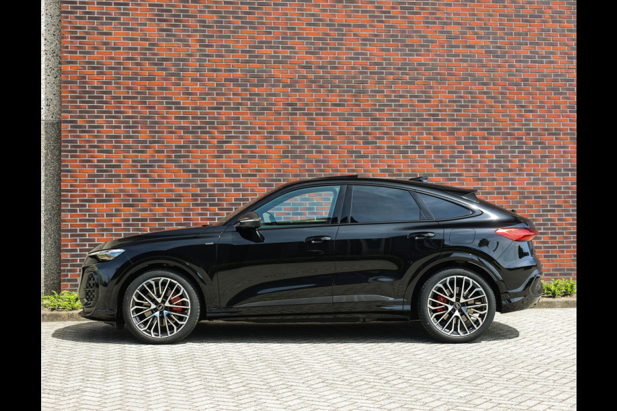 Audi Q5 Sportback e-hybrid quattro Competition | Direct rijden! - Vol!