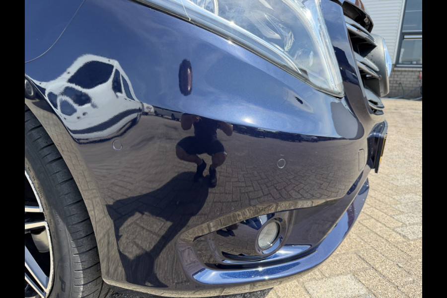 Mercedes-Benz Vito 114 CDI automaat L2H1 DC 5 persoons / euro 6 / bpm vrij / vaste prijs rijklaar € 28.950 ex btw / lease vanaf € 473 / leer / camera / cruise en climate control / navigatie / trekhaak !