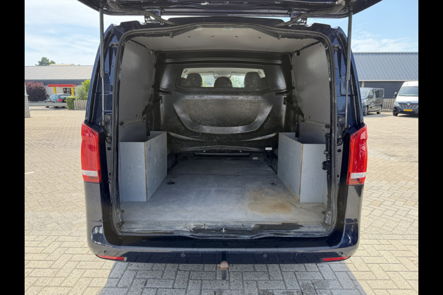 Mercedes-Benz Vito 114 CDI automaat L2H1 DC 5 persoons / euro 6 / bpm vrij / vaste prijs rijklaar € 28.950 ex btw / lease vanaf € 473 / leer / camera / cruise en climate control / navigatie / trekhaak !