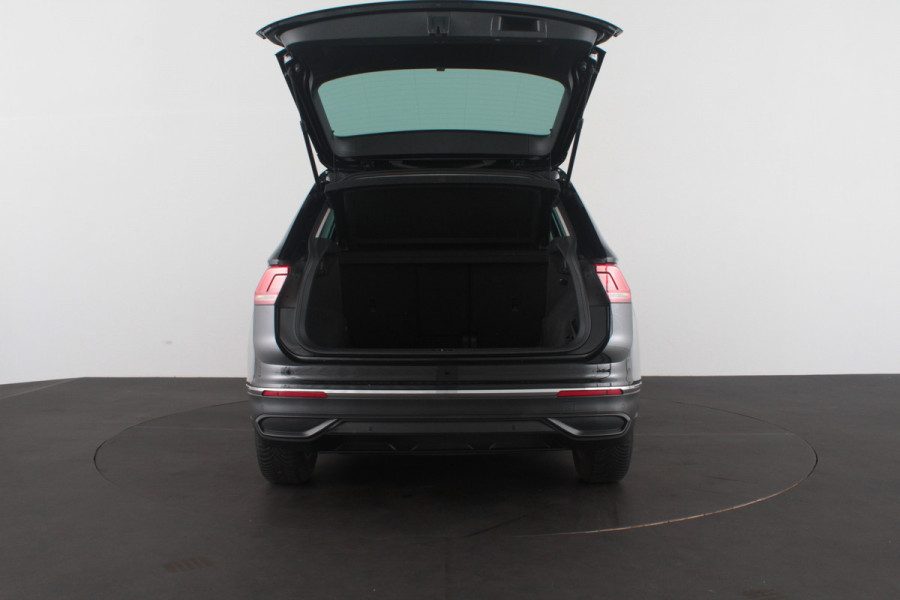 Volkswagen Tiguan 1.5 TSI Life > 150pk automaat/Winterpakket/Apple CarPlay, Android Auto