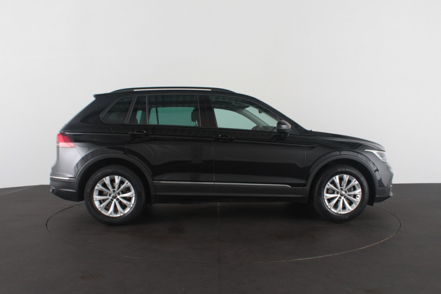 Volkswagen Tiguan 1.5 TSI Life > 150pk automaat/Winterpakket/Apple CarPlay, Android Auto