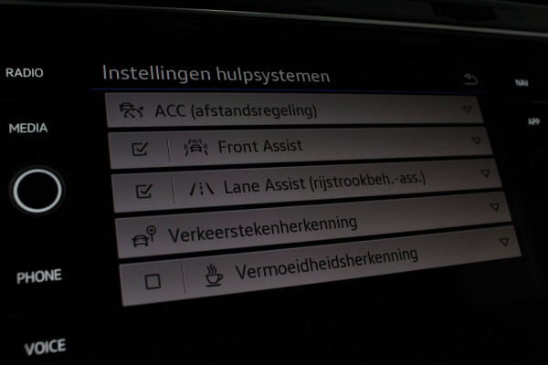 Volkswagen Tiguan 1.5 TSI Life > 150pk automaat/Winterpakket/Apple CarPlay, Android Auto