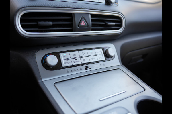 Hyundai Kona EV Comfort 64 kWh | Warmtepomp | Cruise control adaptief | Apple Carplay |