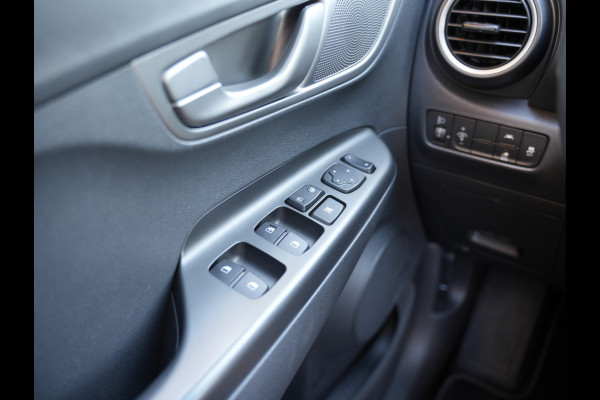 Hyundai Kona EV Comfort 64 kWh | Warmtepomp | Cruise control adaptief | Apple Carplay |
