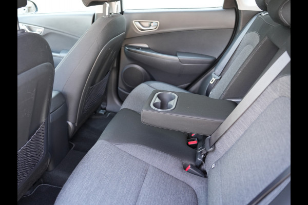 Hyundai Kona EV Comfort 64 kWh | Warmtepomp | Cruise control adaptief | Apple Carplay |