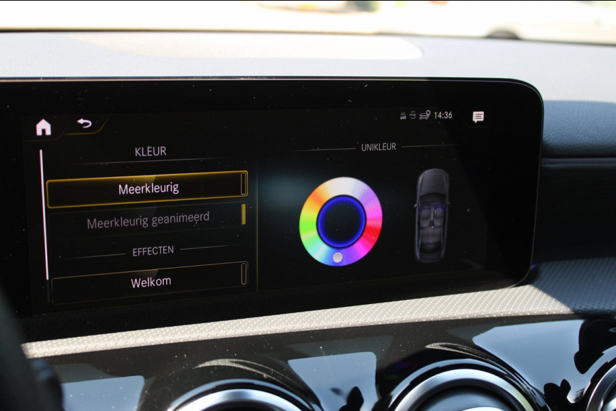 Mercedes-Benz A-Klasse 180 AMG Line Panodak Sfeerlicht !!NIEUWBINNEN!!