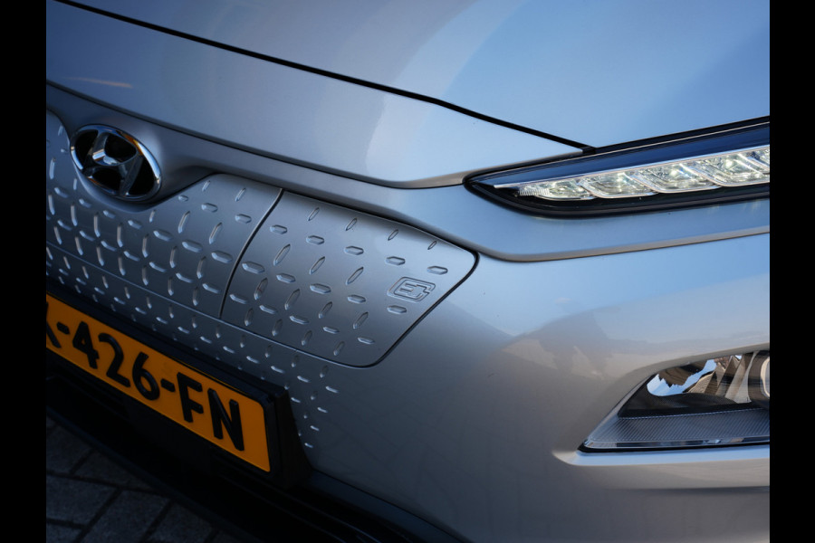 Hyundai Kona EV Comfort 64 kWh | Warmtepomp | Cruise control adaptief | Apple Carplay |