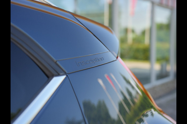 Volvo XC40 1.5 T5 Twin Engine Inscription | Parkeerverwarming | Apple Carplay | Voorstoelen verwarmd |