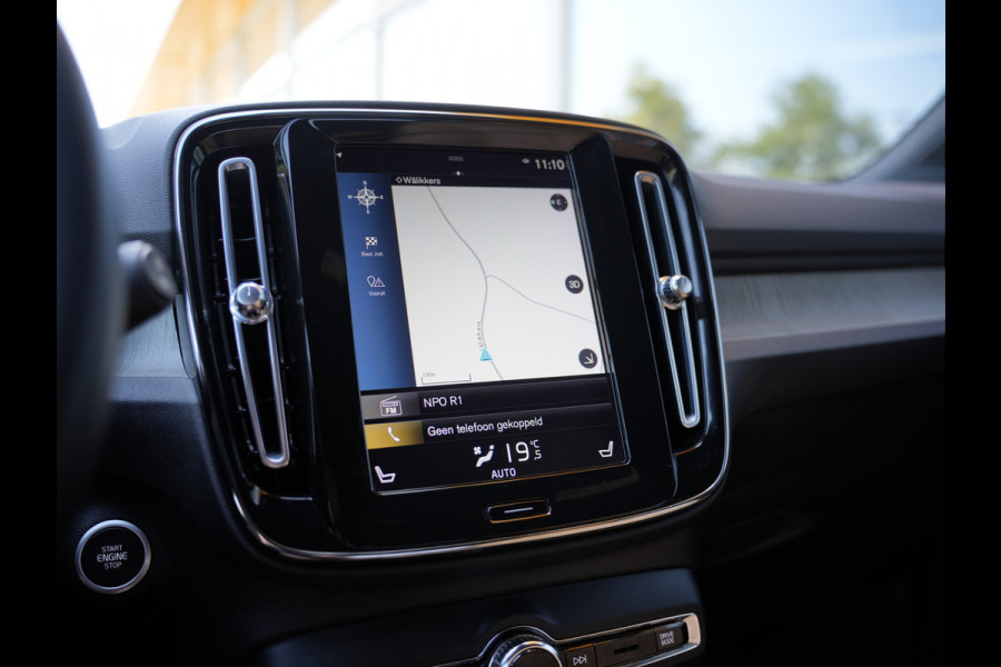 Volvo XC40 1.5 T5 Twin Engine Inscription | Parkeerverwarming | Apple Carplay | Voorstoelen verwarmd |