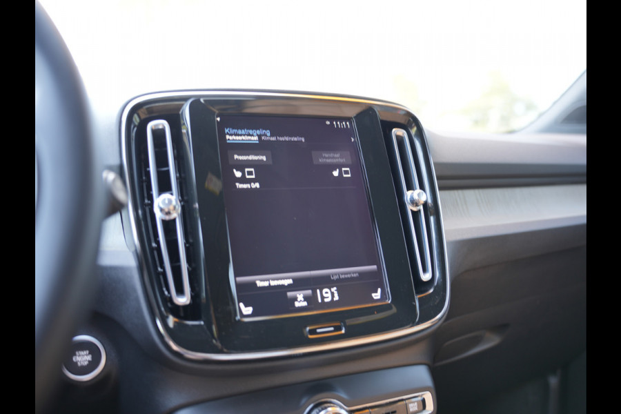 Volvo XC40 1.5 T5 Twin Engine Inscription | Parkeerverwarming | Apple Carplay | Voorstoelen verwarmd |