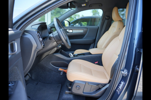 Volvo XC40 1.5 T5 Twin Engine Inscription | Parkeerverwarming | Apple Carplay | Voorstoelen verwarmd |