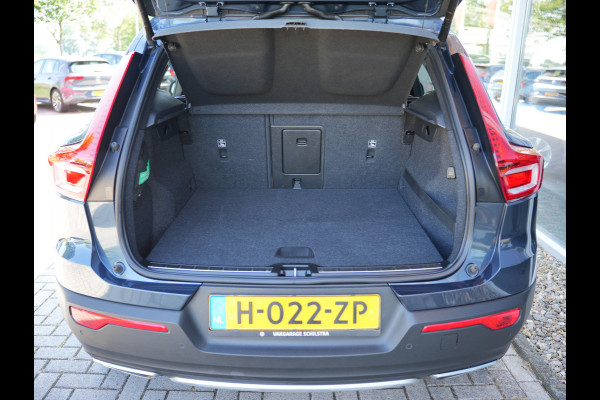 Volvo XC40 1.5 T5 Twin Engine Inscription | Parkeerverwarming | Apple Carplay | Voorstoelen verwarmd |