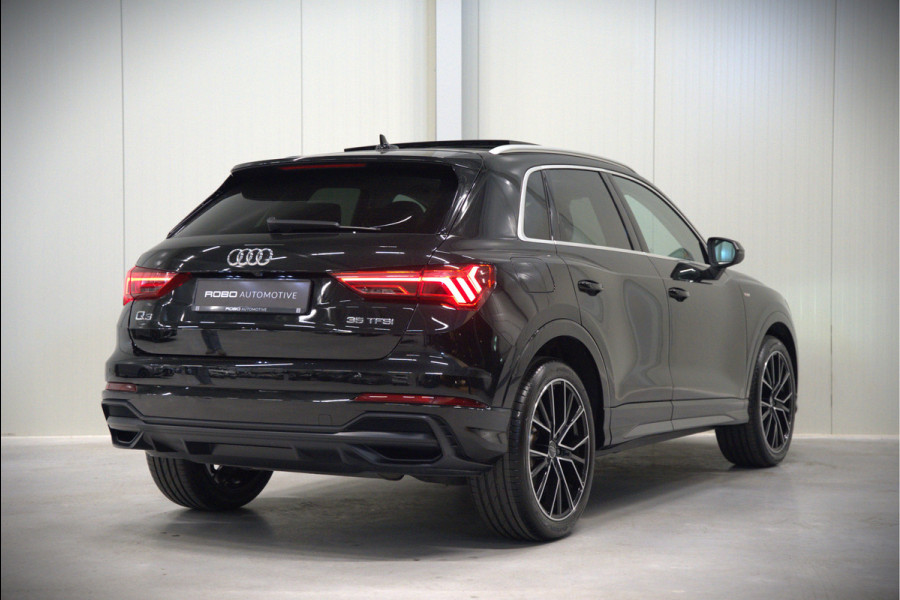 Audi Q3 35 TFSI S Line Pro Line S S-Line | Panoramadak | Stoelverwarming | Camera | Cruise Control | Apple Carplay | Dodehoekdetectie | Navigatie | Parkeersensoren |