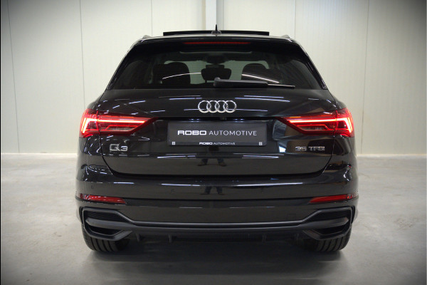 Audi Q3 35 TFSI S Line Pro Line S S-Line | Panoramadak | Stoelverwarming | Camera | Cruise Control | Apple Carplay | Dodehoekdetectie | Navigatie | Parkeersensoren |