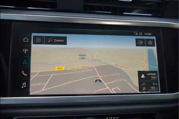 Audi Q3 35 TFSI S Line Pro Line S S-Line | Panoramadak | Stoelverwarming | Camera | Cruise Control | Apple Carplay | Dodehoekdetectie | Navigatie | Parkeersensoren |