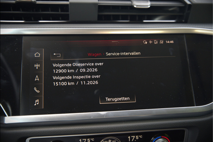 Audi Q3 35 TFSI S Line Pro Line S S-Line | Panoramadak | Stoelverwarming | Camera | Cruise Control | Apple Carplay | Dodehoekdetectie | Navigatie | Parkeersensoren |