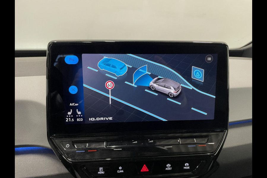 Volkswagen ID.3 First Plus 58 kWh Navigatie Apple Carplay/Android Auto Adaptive Cruise Control Camera Parkeersensoren Stoel- en stuurverwarming Lichtmetalen velgen Climate Control