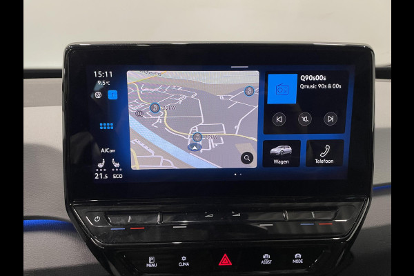 Volkswagen ID.3 First Plus 58 kWh Navigatie Apple Carplay/Android Auto Adaptive Cruise Control Camera Parkeersensoren Stoel- en stuurverwarming Lichtmetalen velgen Climate Control