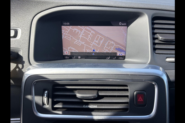 Volvo V60 2.0 T4 Business Sport 190pk Automaat | Trekhaak | R- Design | Winterbandenset | Stoelverwarming | Lederen Bekleding
