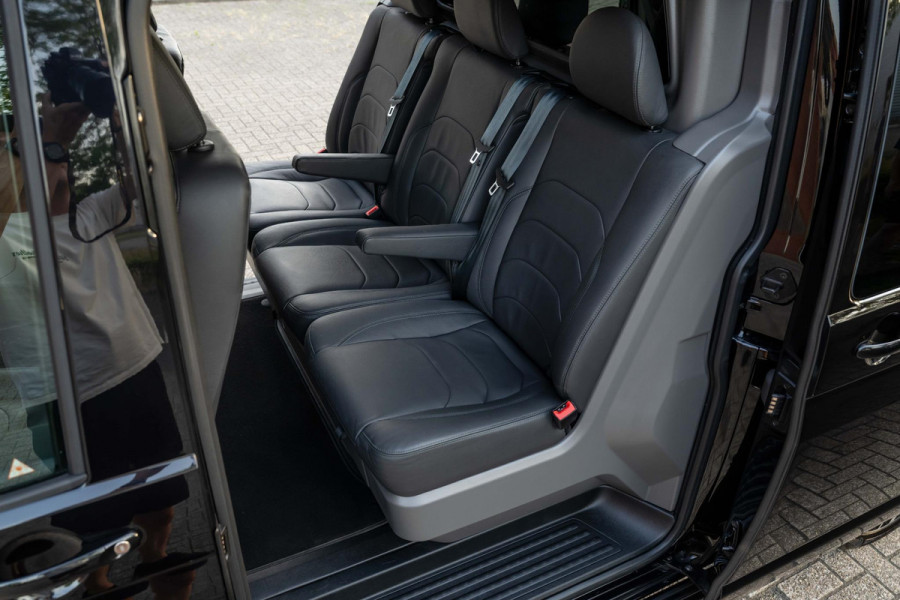 Volkswagen Transporter 2.0 TDI L2H1 30 DC 150pk Bulli 2x schuifdeur Leder