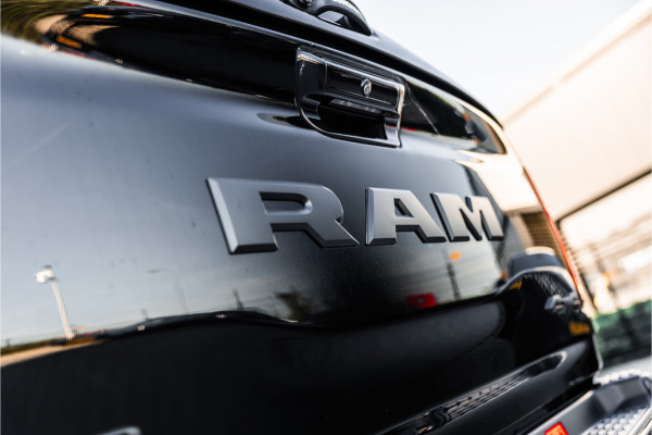 Dodge Ram 1500 5.7 V8 4x4 Crew Cab Limited