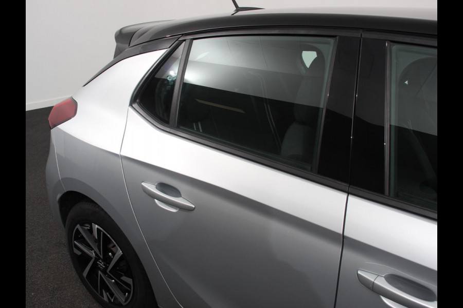 Opel Corsa 1.2 Turbo 100pk Automaat GS Navigatie Apple Carplay/Android Auto Digitale Cockpit Camera Parkeer sensoren Airco