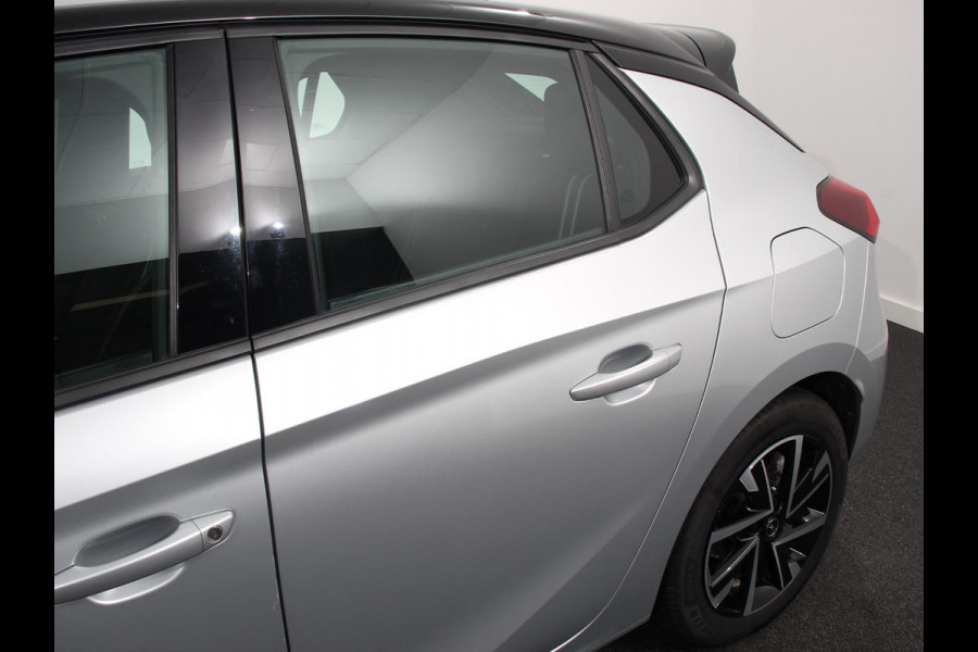 Opel Corsa 1.2 Turbo 100pk Automaat GS Navigatie Apple Carplay/Android Auto Digitale Cockpit Camera Parkeer sensoren Airco