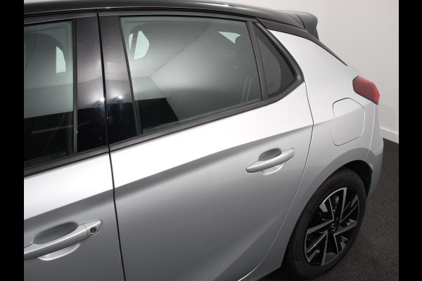 Opel Corsa 1.2 Turbo 100pk Automaat GS Navigatie Apple Carplay/Android Auto Digitale Cockpit Camera Parkeer sensoren Airco