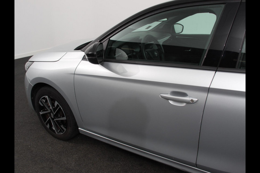 Opel Corsa 1.2 Turbo 100pk Automaat GS Navigatie Apple Carplay/Android Auto Digitale Cockpit Camera Parkeer sensoren Airco