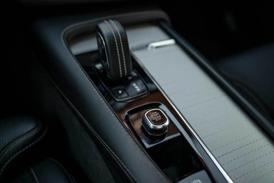 Volvo XC90 2.0 T8 Recharge AWD R-Design 455pk LONG RANGE