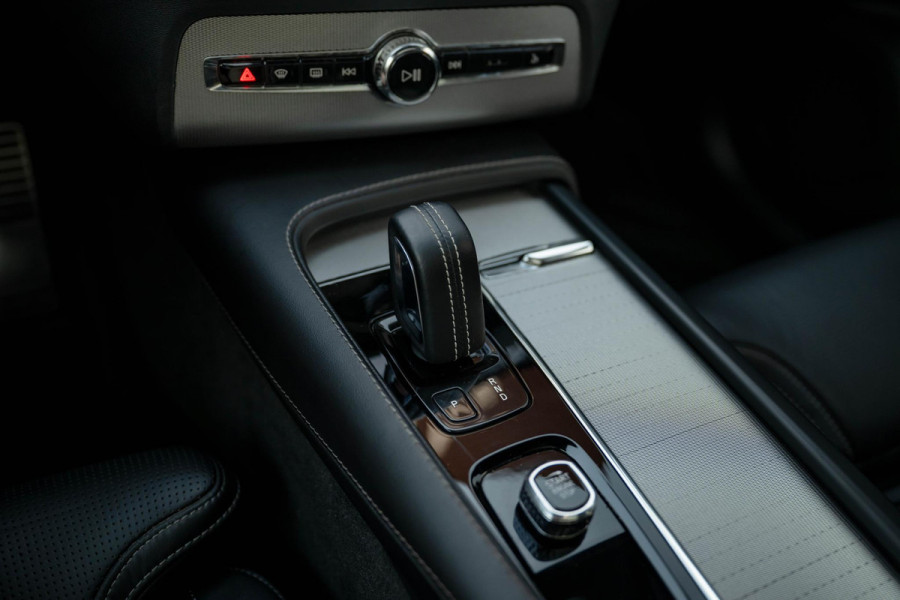 Volvo XC90 2.0 T8 Recharge AWD R-Design 455pk LONG RANGE