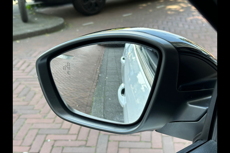 Opel Corsa 1.2 GS Line Automaat Leer Navi Camera Carplay