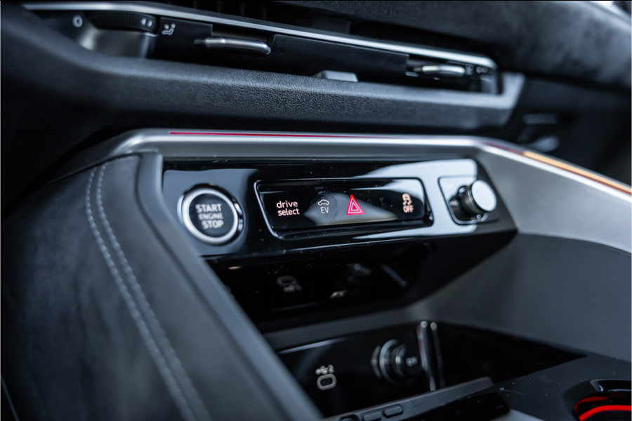 Audi Q5 Sportback 2.0 TFSI e-hybrid quattro S edition - Tech Plus | Panorama | S Line | 360 Camera