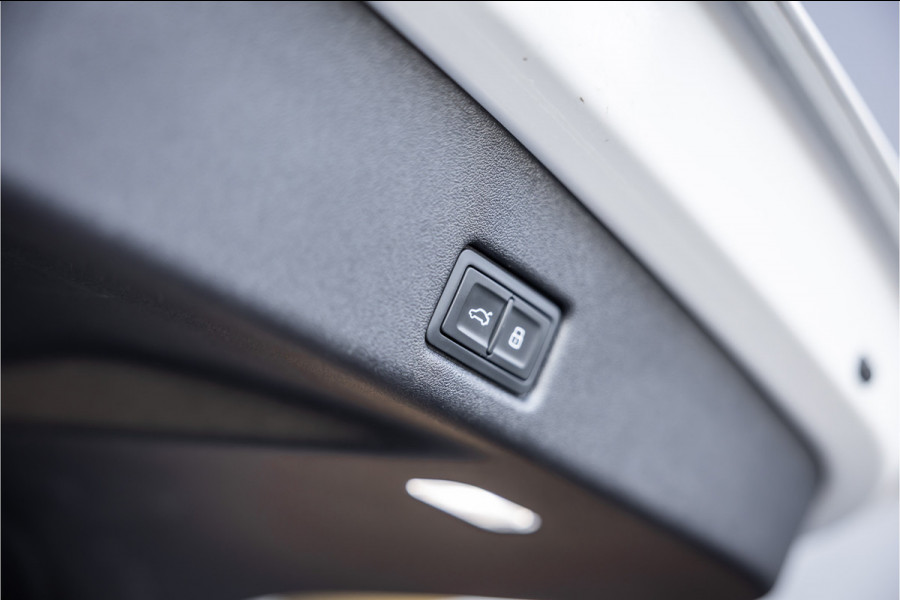 Audi Q5 Sportback 2.0 TFSI e-hybrid quattro S edition - Tech Plus | Panorama | S Line | 360 Camera