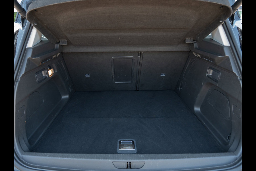 Opel Grandland 1.6 Turbo Plug-In Hybrid 4x4 Ultimate | Surround View | Ventilatie | Memory | BTW