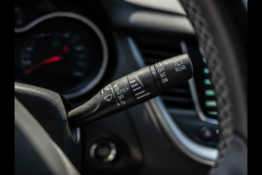 Opel Grandland 1.6 Turbo Plug-In Hybrid 4x4 Ultimate | Surround View | Ventilatie | Memory | BTW