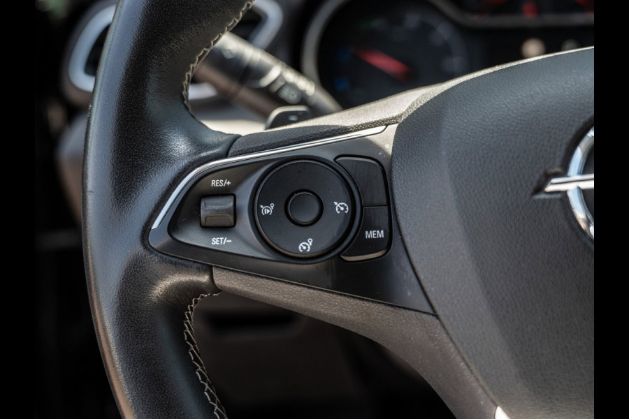 Opel Grandland 1.6 Turbo Plug-In Hybrid 4x4 Ultimate | Surround View | Ventilatie | Memory | BTW