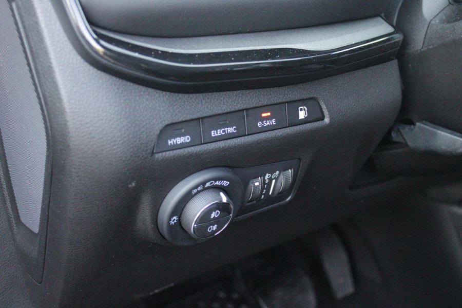 Jeep Compass 4xe 240PK Plug-in Hybrid ELECTRIC SUMMIT | LEDEREN BEKLEDING | STOEL VENTILATIE | STOEL/STUUR VERWARMING | VOORSTOELEN ELEKTRISCH VERSTELBAAR MET GEHEUGEN FUNCTIE OP DE BESTUURDERSSTOEL | ELEKTRISCH BEDIENBARE ACHTERKLEP | NAVIGATIE | DRAADLOZE APPLE CARPLAY/ANDROID AUTO | DRAADLOZE TELEFOONLADER | DAB+ RADIO | ACHTERUITRIJ CAMERA |  19" LICHTMETALEN VELGEN | FULL LED KOPLAMPEN | PARKEERSENSOREN VOOR + ACHTER | KEYLESS ENTRY/START |