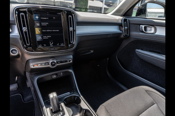 Volvo XC40 1.5 T4 211PK Recharge Momentum | Carplay | Camera | Dealer Ond.