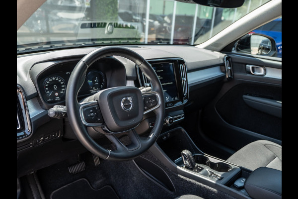 Volvo XC40 1.5 T4 211PK Recharge Momentum | Carplay | Camera | Dealer Ond.