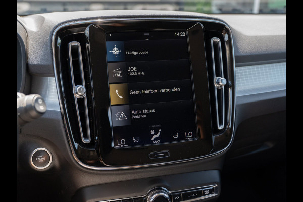 Volvo XC40 1.5 T4 211PK Recharge Momentum | Carplay | Camera | Dealer Ond.
