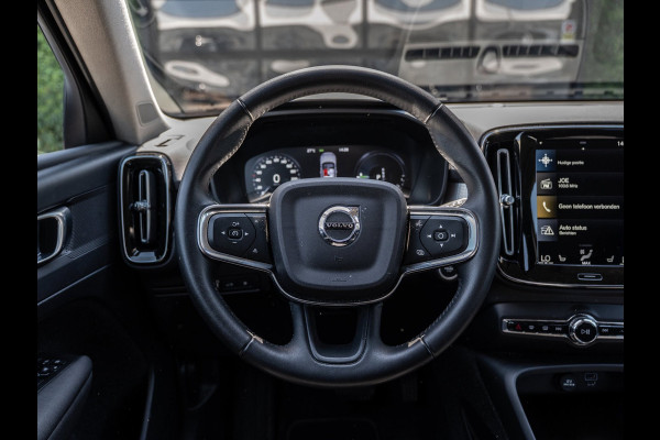 Volvo XC40 1.5 T4 211PK Recharge Momentum | Carplay | Camera | Dealer Ond.