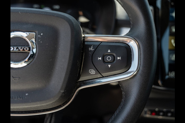 Volvo XC40 1.5 T4 211PK Recharge Momentum | Carplay | Camera | Dealer Ond.