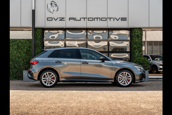 Audi A3 Sportback 45 TFSIe 245PK S edition Competition | Black Optik | ACC | Carplay |